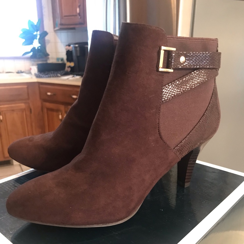 NEW Karen Scott Major Brown High Heel Bootie